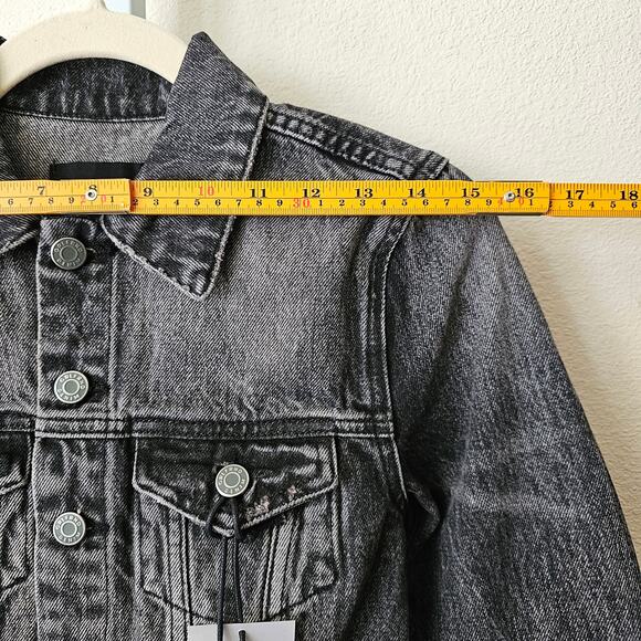 GRLFRND NWT Revolve Maeve Distressed Button Jean Jacket in Phantom Sz XS - Picture 12 of 16
